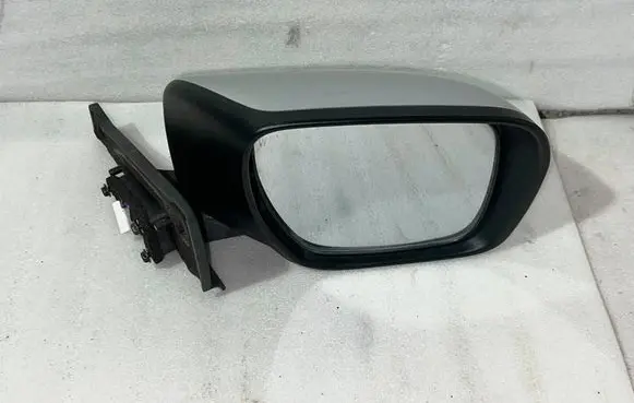 Mazda 5 Front door electric wing mirror