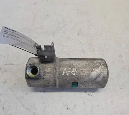 Audi A8 S8 D2 4D Air conditioning (A/C) air dryer 4D0820193A