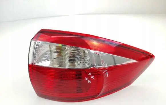 Ford C-MAX II Rear/tail lights AM5113404BF