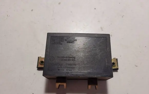 Volkswagen Golf III Immobilizer control unit/module 1H0953257BB MPT1337 5WK4678