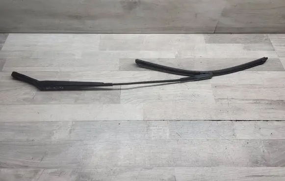 Audi Q5 SQ5 Front wiper blade arm 8R1955408B