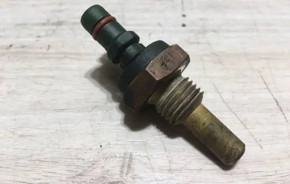 Mercedes-Benz E W124 Coolant temperature sensor 0065427717