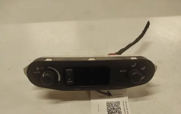 Chrysler Voyager Climate control unit P05005009AC 12209099 VJ7656C