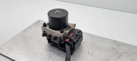 Volkswagen Polo ABS Pump 6Q0614117L 6Q0907379R
