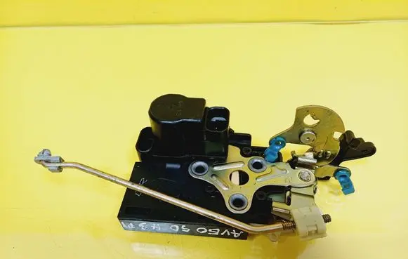 Chevrolet Aveo Rear door lock