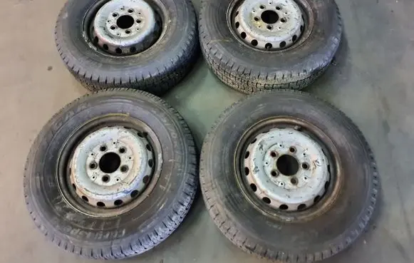Volkswagen II LT R15 steel rim 9034000102