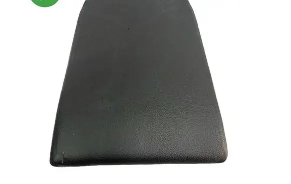 Mercedes-Benz C W203 Rear seat armrest 