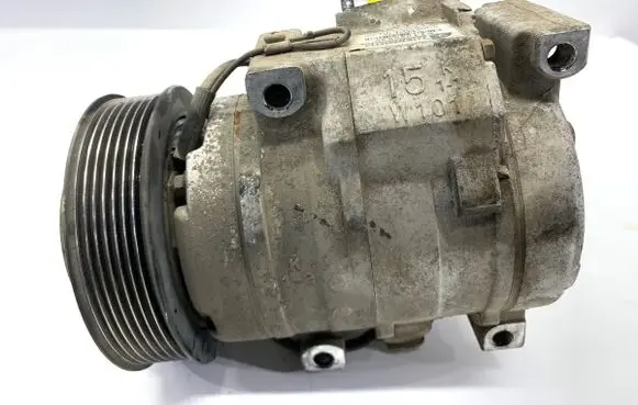 Toyota Land Cruiser (FJ75) Air conditioning (A/C) compressor (pump) KTT090030