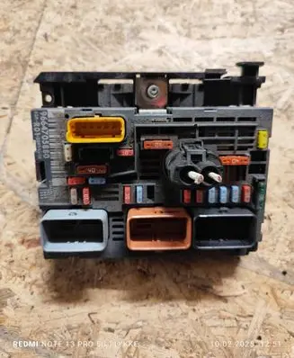 Citroen C4 Grand Picasso Fuse box set 9664705880 BSM-R01 9636079380
