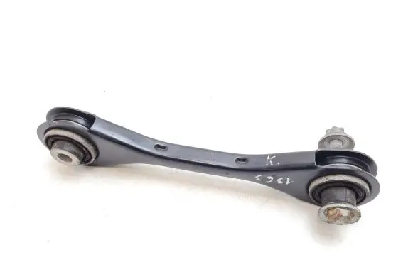 Rear control arm