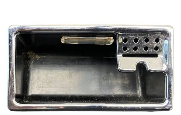 Mercedes-Benz S W221 Ashtray (front) A2218100030