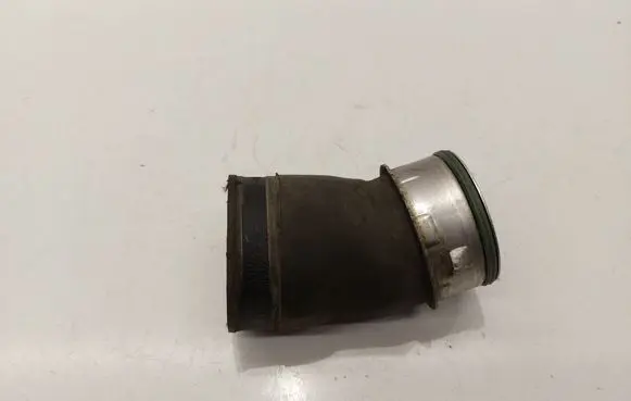 Intercooler hose/pipe