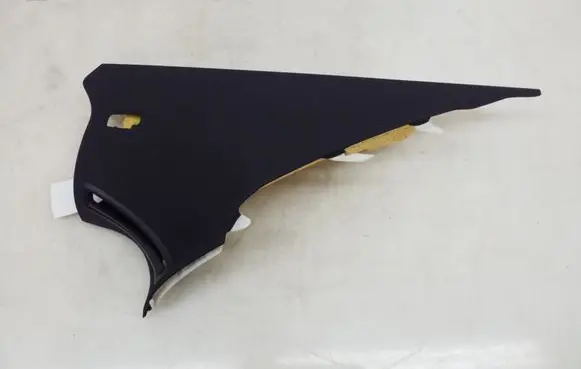 Mercedes-Benz E W212 (D)pillar trim (top) A2126900825