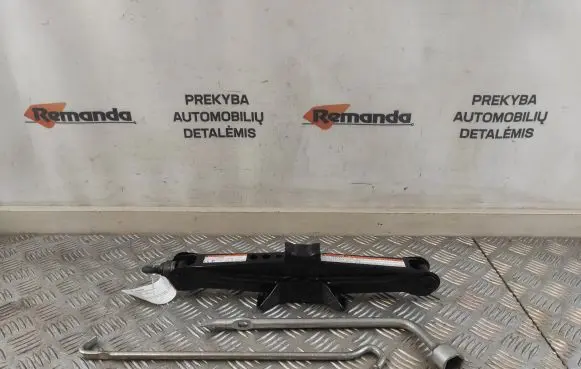 Toyota Prius (XW50) Lift Jack 