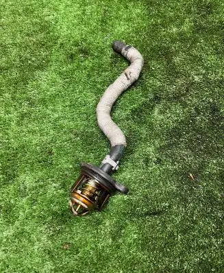 Ford Focus Engine coolant pipe/hose CM5G8575GA