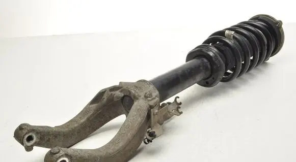 Volvo S90, V90 Front shock absorber/damper 31658003