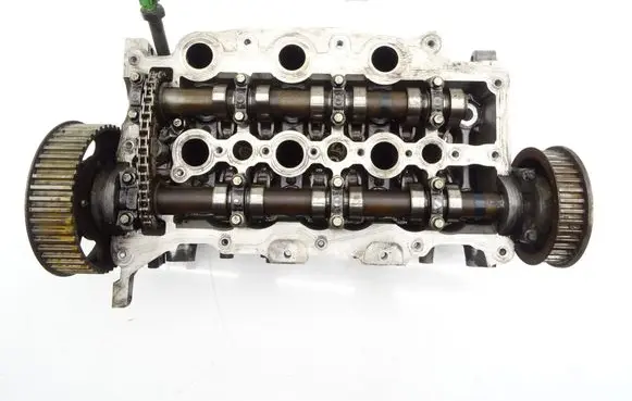 Jaguar XF X250 Engine head PM9X2Q6C064CA 4U3Q6K286DA 9X2Q6K286BA