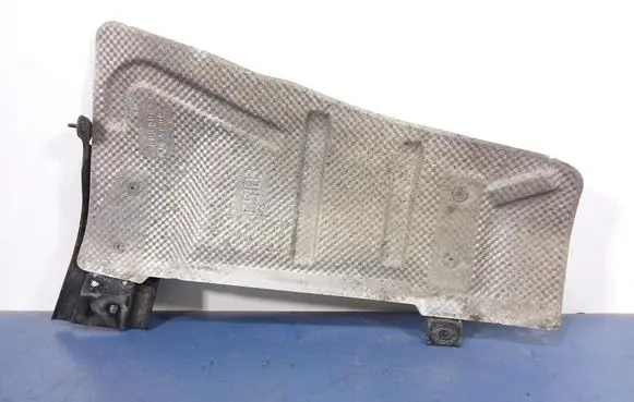 Mercedes-Benz CLS C219 Exhaust heat shield 