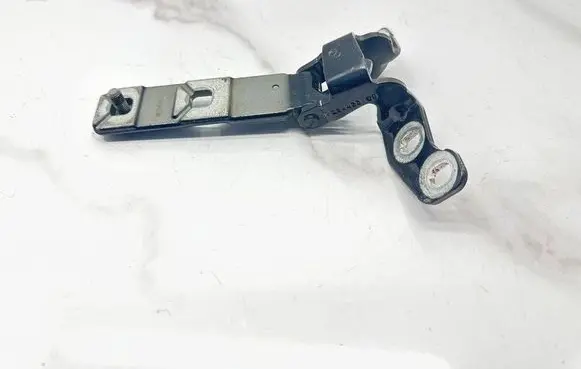 BMW X5 F15 Tailgate/trunk/boot hinge 17617710 100213