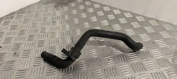 Volkswagen PASSAT B6 Engine coolant pipe/hose 