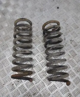 Mercedes-Benz C W202 Rear coil spring