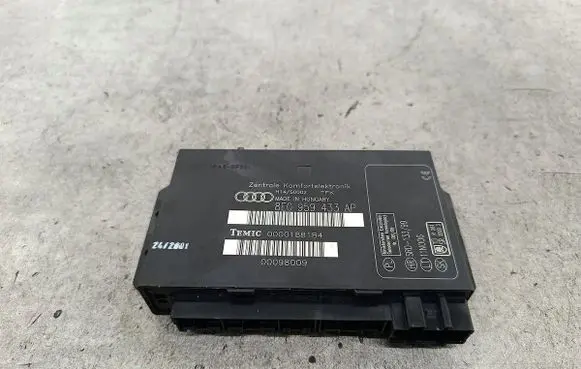Audi A4 S4 B6 8E 8H Comfort/convenience module 