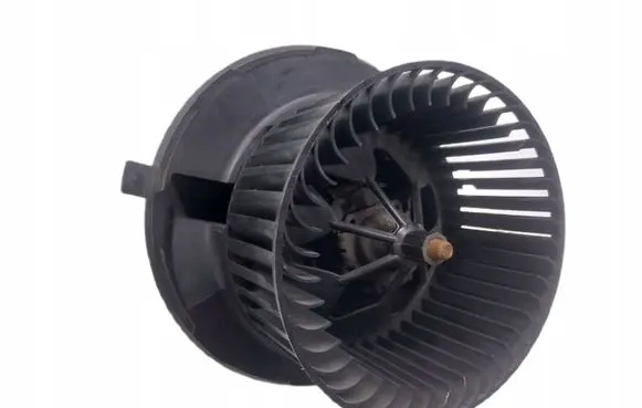 Volkswagen Golf V Front door blower motor 1K01819015A