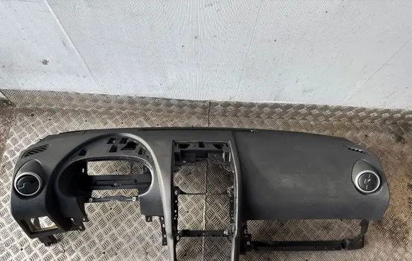 Nissan Qashqai Dashboard P10010A7750003 05671735LG