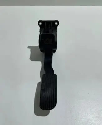Mercedes-Benz V Class W447 Accelerator throttle pedal A4473000200