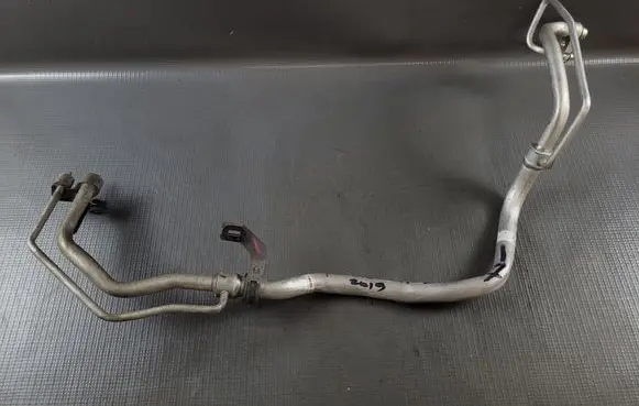 Air conditioning (A/C) pipe/hose