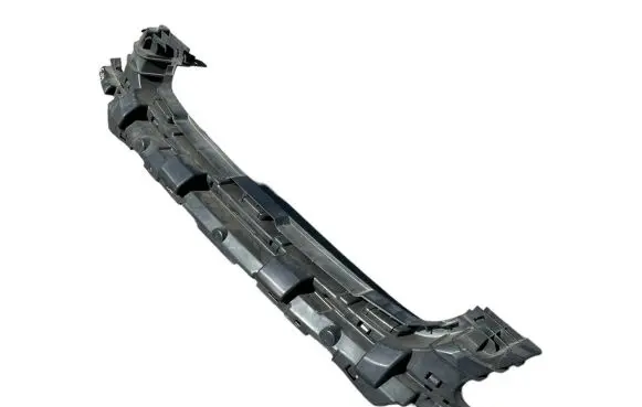 Ford Focus Front bumper lip 8M5117E778