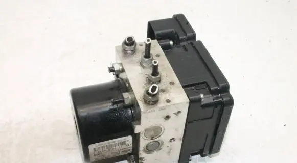 Land Rover Freelander 2 - LR2 ABS Pump BH522C405AA