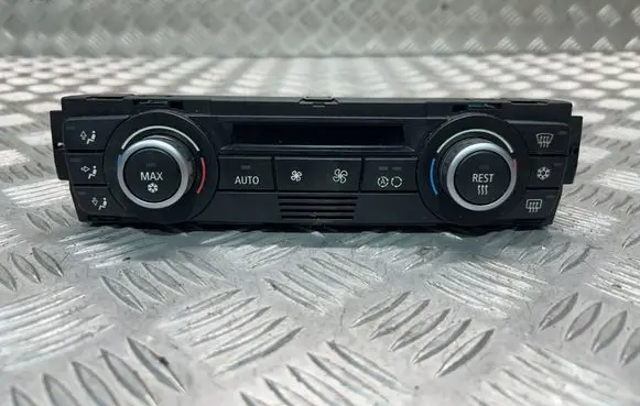 BMW 1 E82 E88 Climate control unit 9182287