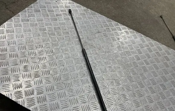 Audi A5 Sportback 8TA Tailgate/trunk strut/damper 8T082335902S