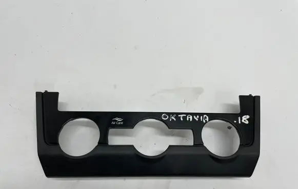 Skoda Octavia Mk3 (5E) Climate control/heater control trim 5E0863152F