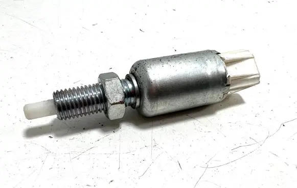 Clutch pedal sensor