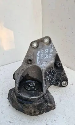 Audi A6 S6 C6 4F Engine mounting bracket 4f0399113b
