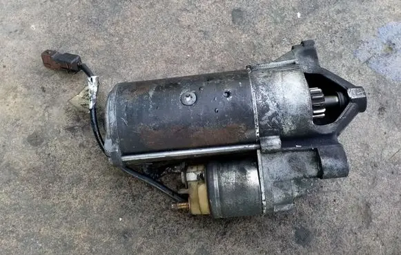 Citroen Xsara Picasso Starter motor 25B42032RDB