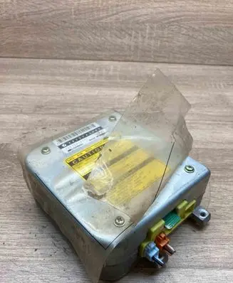 Subaru Outback Airbag control unit/module 98221AC000 1523000325