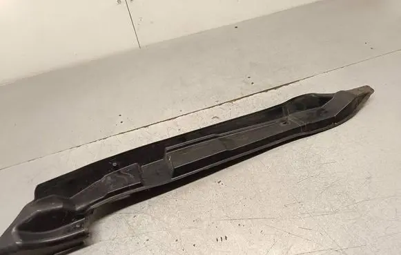 Audi Q5 SQ5 Fender end trim 8R0821112