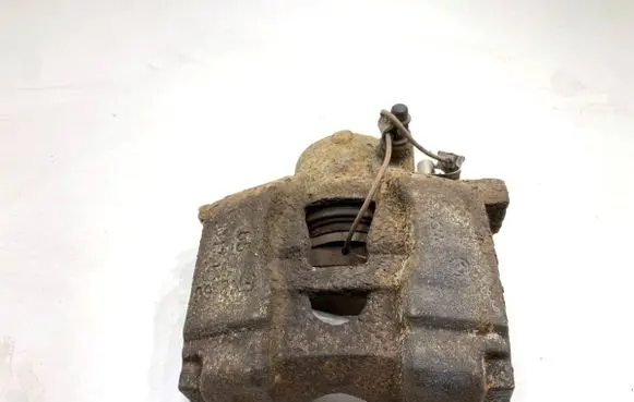 Alfa Romeo 159 Front brake caliper