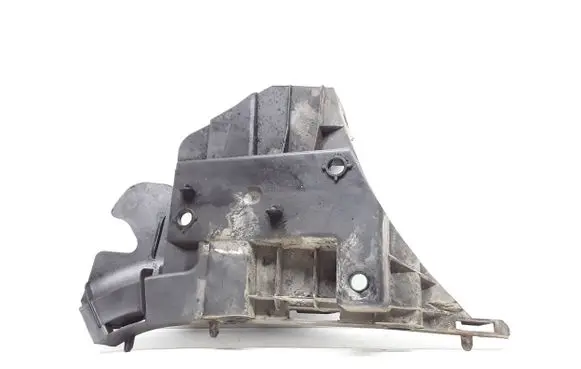 Volvo V70 Front bumper mounting bracket 31265344