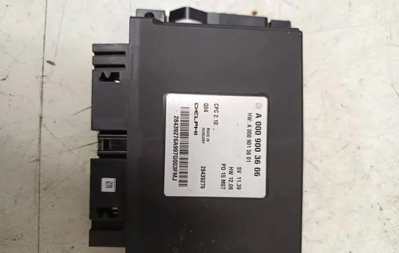 Mercedes-Benz GLA W156 Gearbox control unit/module A0009003606 A0009015601 28439276