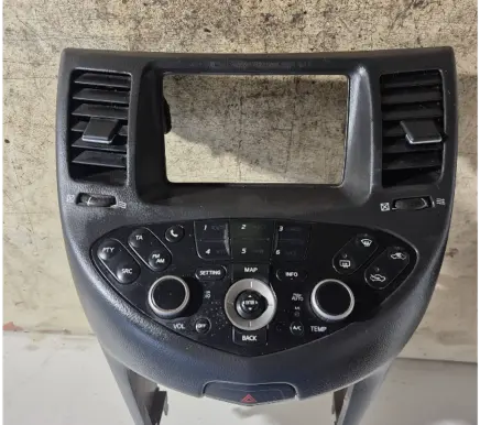 Nissan Primera Dashboard center trim panel 68260AV600 40308479 CSW583
