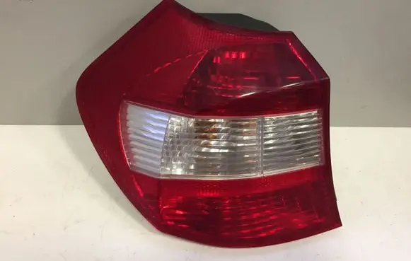 BMW 1 E81 E87 Rear/tail lights 13405110 301667 301639