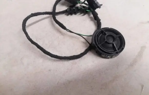 Audi A6 S6 C5 4B Front door speaker 4b0035399c