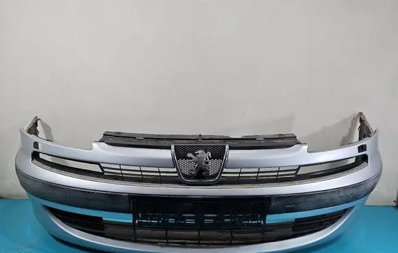 Peugeot 807 Front bumper IMPRK1444525