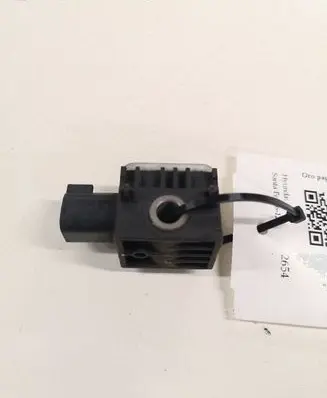 Hyundai Santa Fe Airbag deployment crash/impact sensor 959202B000 SA320070000