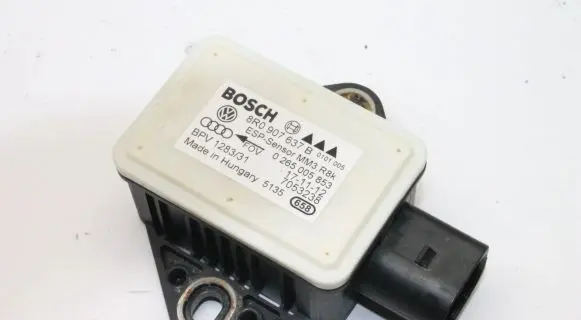 Audi A4 S4 B8 8K ESP acceleration yaw rate sensor 8R0907637B