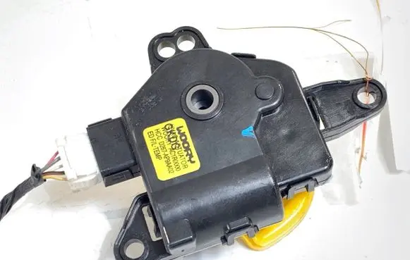 Hyundai ix35 Air flap motor/actuator D267AP9AA02